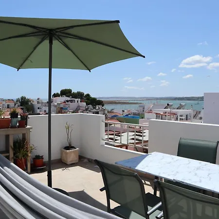 Village Escape - Silhueta Citadina Alvor