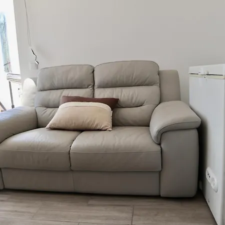 Village Escape - Silhueta Citadina Apartman *